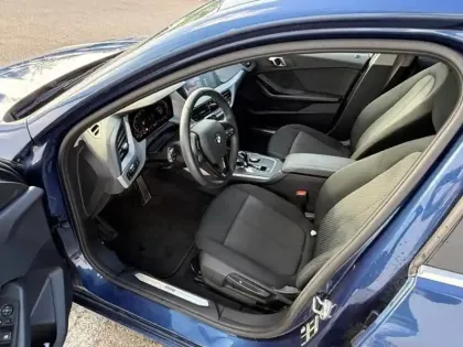 Photo 5 BMW Serie 1 Série 1 116dA 116ch Business Design DKG7