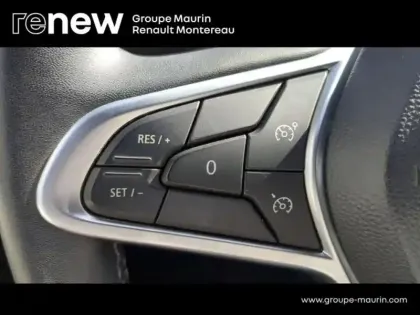 Photo 16 Renault Clio  1.6 E-Tech hybride 140ch Intens -21N