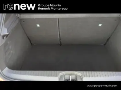 Photo 11 Renault Clio  1.6 E-Tech hybride 140ch Intens -21N