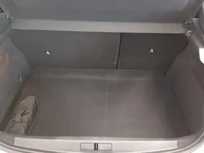 Photo 8 Peugeot 208  1.5 BlueHDi 100ch S&S Allure