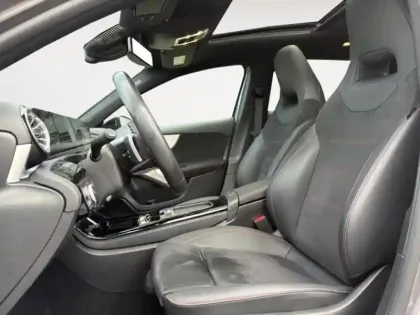 Photo 8 Mercedes Classe A  200 d 150ch AMG Line 8G-DCT