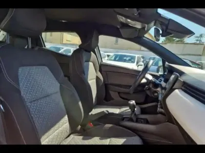 Photo 9 Renault Clio  1.0 TCe 100ch Limited GPL -21N