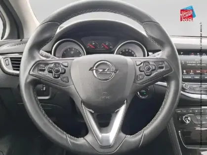 Photo 11 Opel Astra Gén. V Ph1 Innovation 5