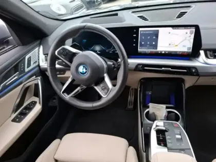 Photo 6 BMW X2  i eDrive20 204ch M Sport