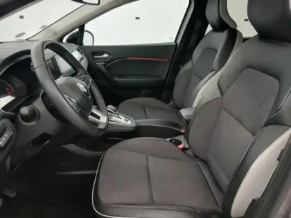 Photo 6 Renault Captur  1.6 E-Tech hybride 145ch Intens -21