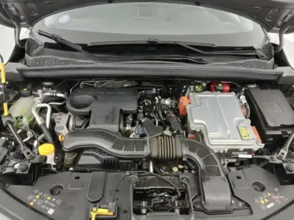 Photo 11 Renault Captur  1.6 E-Tech hybride 145ch Intens -21