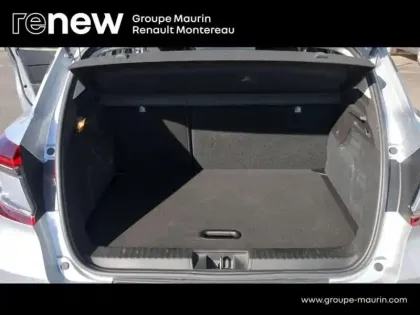 Photo 12 Renault Captur  1.6 E-Tech hybride 145ch Equilibre