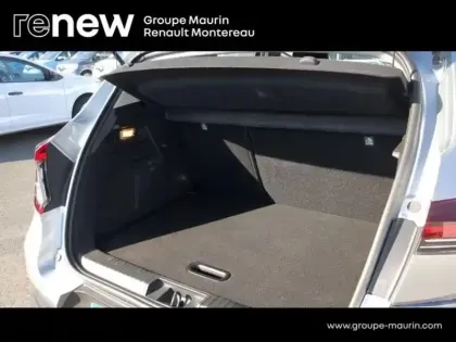 Photo 13 Renault Captur  1.6 E-Tech hybride 145ch Equilibre