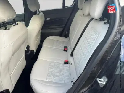 Photo 10 Fiat 600  1.2 Hybrid 100ch La Prima DCT6