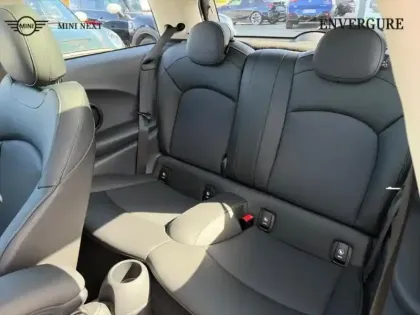 Photo 12 Mini Mini  Cooper 136ch Edition Greenwich 115g