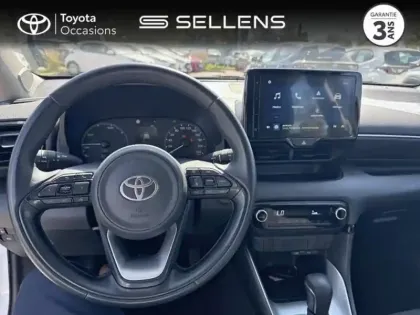 Photo 8 Toyota Yaris  116h Dynamic 5p MC24