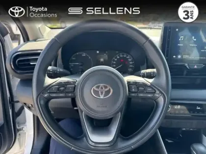 Photo 12 Toyota Yaris  116h Dynamic 5p MC24