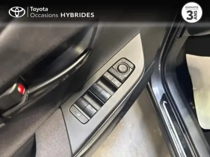 Photo 13 Toyota C-HR  1.8 Hybride 140ch Design MY25