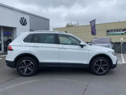 Photo 5 Volkswagen Tiguan  1.4 eHybrid 245ch Elegance DSG6