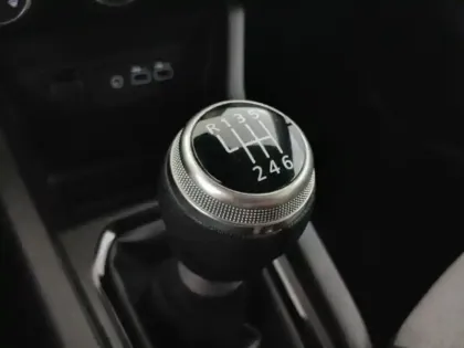 Photo 7 Renault Clio Gén. V (BJA) Ph2 Evolution 5