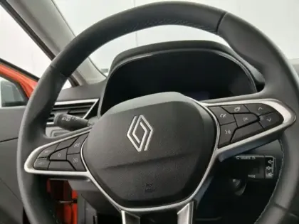 Photo 6 Renault Clio Gén. V (BJA) Ph2 Evolution 5