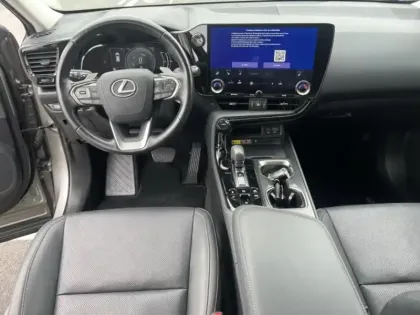 Photo 10 Lexus Nx  450h+ Luxe 4WD Pack Design