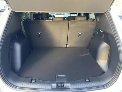 Photo 9 Ford Kuga  2.5 Duratec 180ch Hybrid ST-Line Powershift