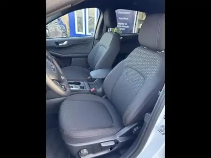 Photo 11 Ford Kuga  2.5 Duratec 180ch Hybrid ST-Line Powershift