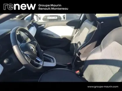 Photo 9 Renault Clio  1.6 E-Tech hybride 140ch Intens -21N