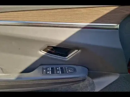 Photo 9 Renault Megane Gén. V (BCB) Ph1 Techno 5