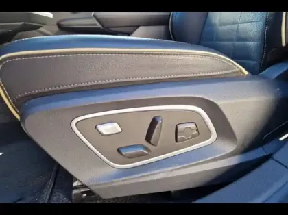 Photo 13 Renault Megane Gén. V (BCB) Ph1 Techno 5