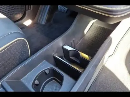 Photo 14 Renault Megane Gén. V (BCB) Ph1 Techno 5