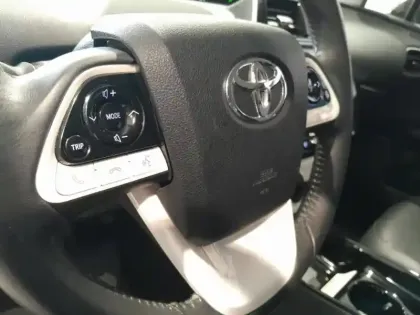 Photo 14 Toyota Prius  122h Lounge RC18