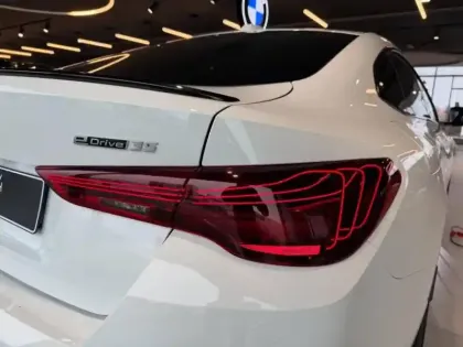 Photo 13 BMW I4 Gén. I (G26) Ph2 M Sport 5