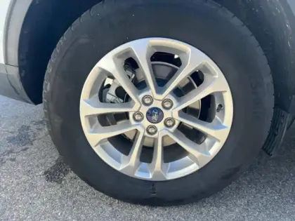 Photo 5 Ford Kuga  2.5 Duratec 190ch FHEV E85 Titanium BVA