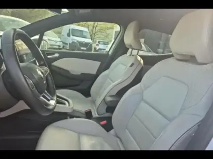 Photo 9 Renault Clio Gén. V (BJA) Ph1 Initiale Paris 5