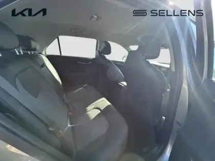 Photo 6 Kia Niro  1.6 GDi 129ch HEV Active DCT6