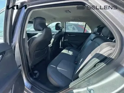 Photo 11 Kia Niro  1.6 GDi 129ch HEV Active DCT6