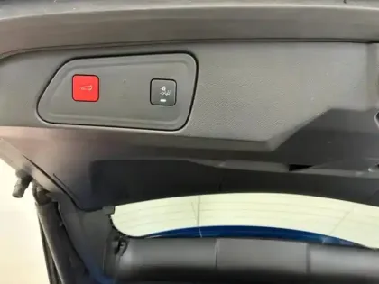 Photo 10 Peugeot 3008  HYBRID 225ch Allure Pack e-EAT8