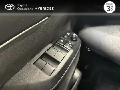 Photo 13 Toyota Yaris Gén. I Ph1 NG Dynamic 5