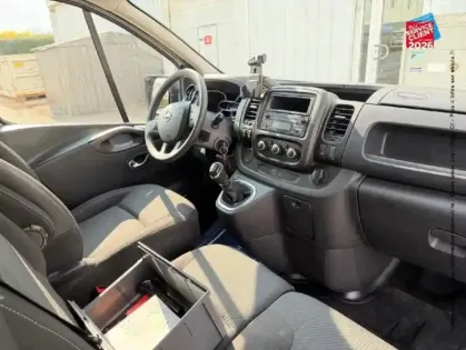 Photo 14 Nissan Nv300  Fg L1H1 2t8 2.0 dCi 120ch N-Connecta