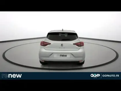 Photo 8 Renault Clio  1.6 E-Tech hybride 145ch Techno