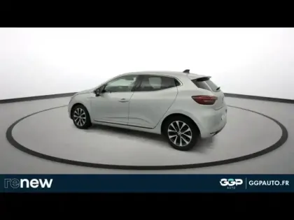 Photo 9 Renault Clio  1.6 E-Tech hybride 145ch Techno