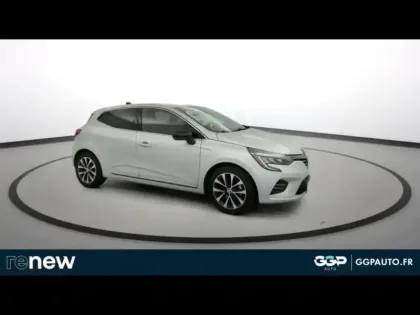 Photo 6 Renault Clio  1.6 E-Tech hybride 145ch Techno