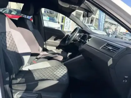 Photo 10 Volkswagen Taigo  1.0 TSI 110ch R-Line DSG7