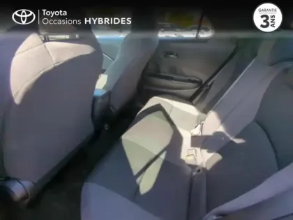 Photo 11 Toyota C-HR  1.8 Hybride 140ch Design