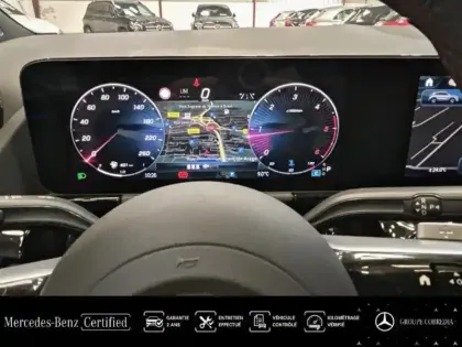 Photo 8 Mercedes GLA  200 d 150ch AMG Line 8G-DCT