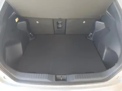 Photo 7 Toyota Yaris Gén. I Ph1 NG Design 5