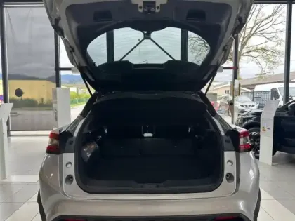 Photo 6 Nissan Juke  1.6 Hybrid 143ch N-Design 2023