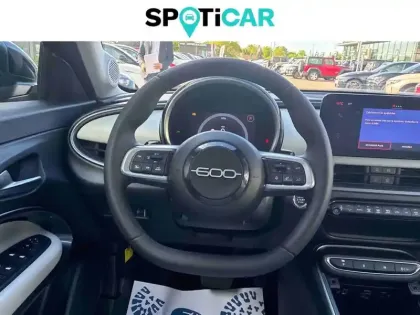 Photo 13 Fiat 600  T-Gen 3 1.2 Hybrid 110ch eDCT6