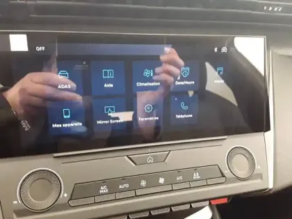 Photo 14 Peugeot 308  SW Hybrid 145 e-DCS6