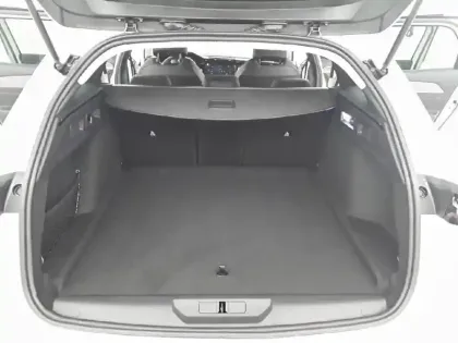Photo 26 Peugeot 308  SW Hybrid 145 e-DCS6