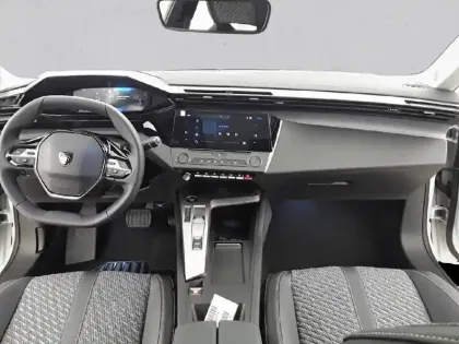 Photo 28 Peugeot 308  SW Hybrid 145 e-DCS6