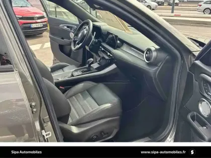 Photo 91 Alfa Romeo Tonale  1.5 Hybrid 160 ch VGT TCT7