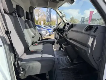 Photo 11 Renault Master  FGN TRAC F3500 L2H2 BLUE DCI 135